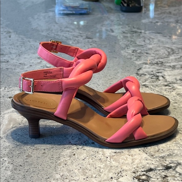 NWOB Vionic Angelica Pink Braided Kitten Heel Sandals - Picture 3 of 9